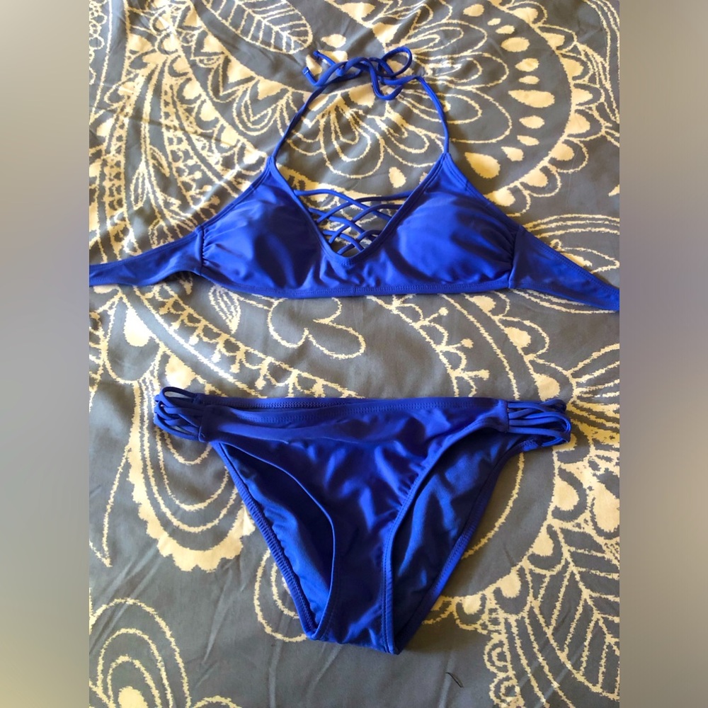 Cutest 2 piece bathing suit